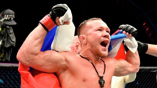 Пётр Ян стал чемпионом UFC в легчайшем весе