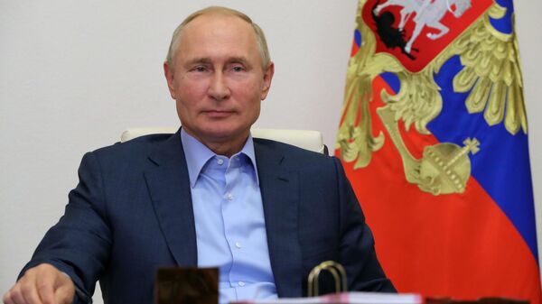 Президент РФ Владимир Путин проводит встречу с победителями конкурса Лидеры России