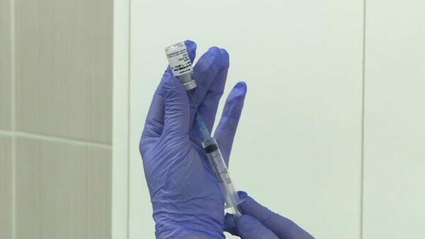 В Москве началась вакцинация врачей от коронавируса