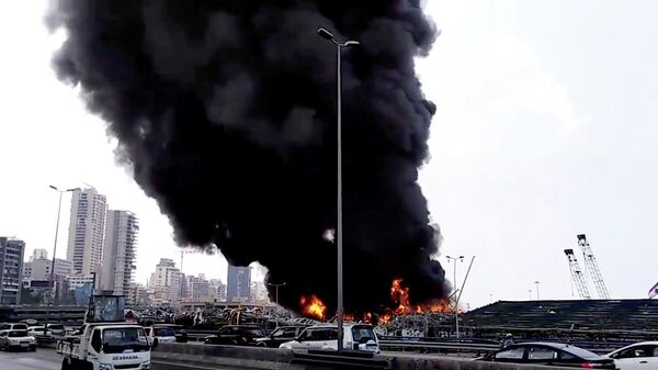 Пожар в порту Бейрута. Кадр видео