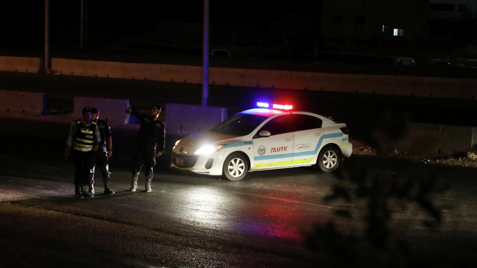 Полиция Иордании перекрыла шоссе между столицей страны Амманом и городом Эз-Зарка - РИА Новости, 1920, 11.09.2020