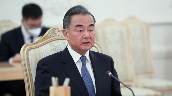 Министр иностранных дел КНР Ван И во время переговоров с министром иностранных дел РФ Сергеем Лавровым в Москве