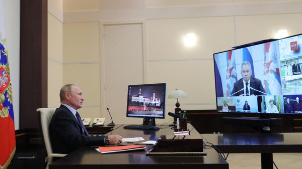 Президент РФ Владимир Путин принимает участие в режиме видеоконференции в открытии медицинских центров Министерства обороны РФ