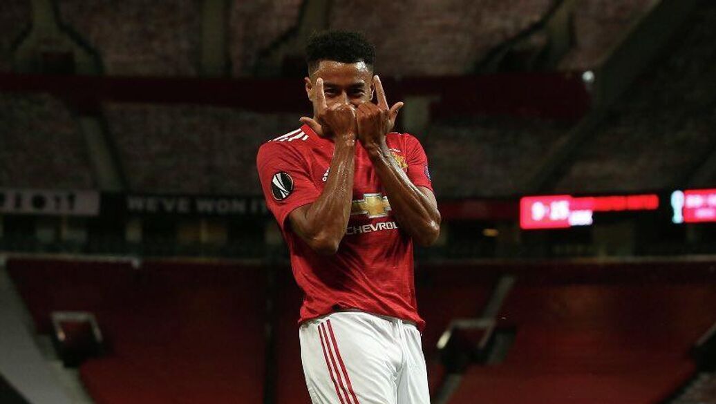 Экс-футболиста "МЮ" оштрафовали за езду на электросамокате без прав