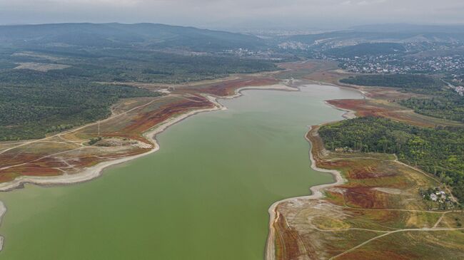 Вид на Симферопольское водохранилище