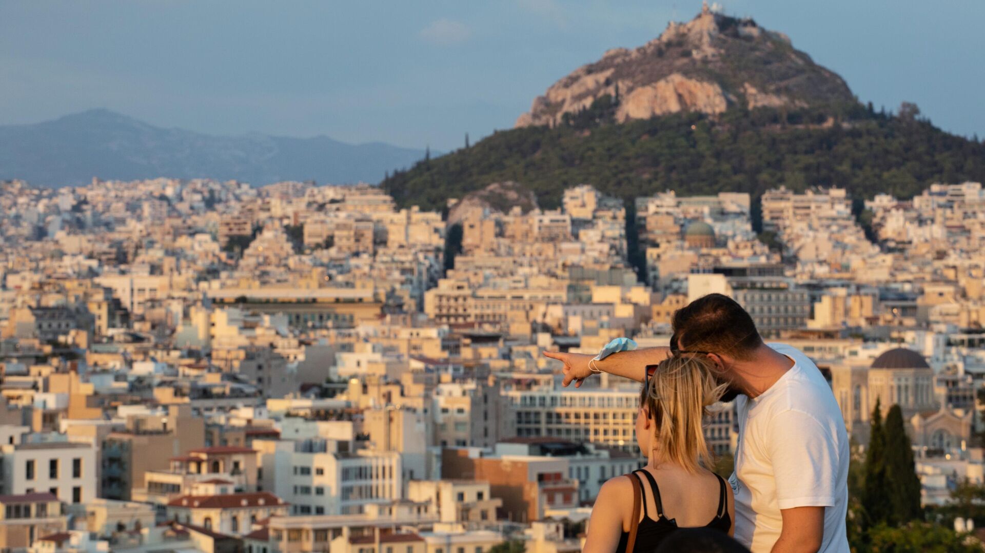 В Греции рассказали о правилах въезда для привитых "Спутником V"