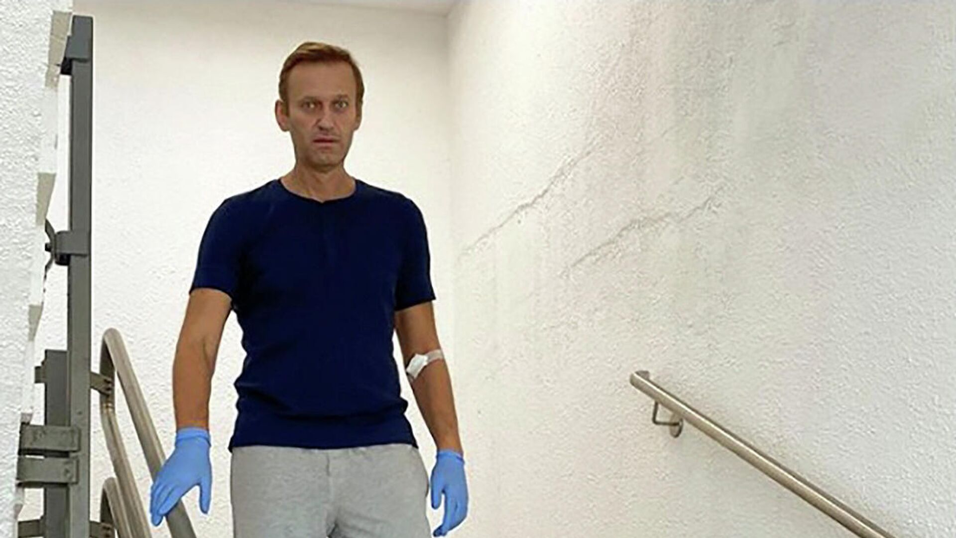 Алексей Навальный в клинике Шарите в Берлине - РИА Новости, 1920, 01.10.2020