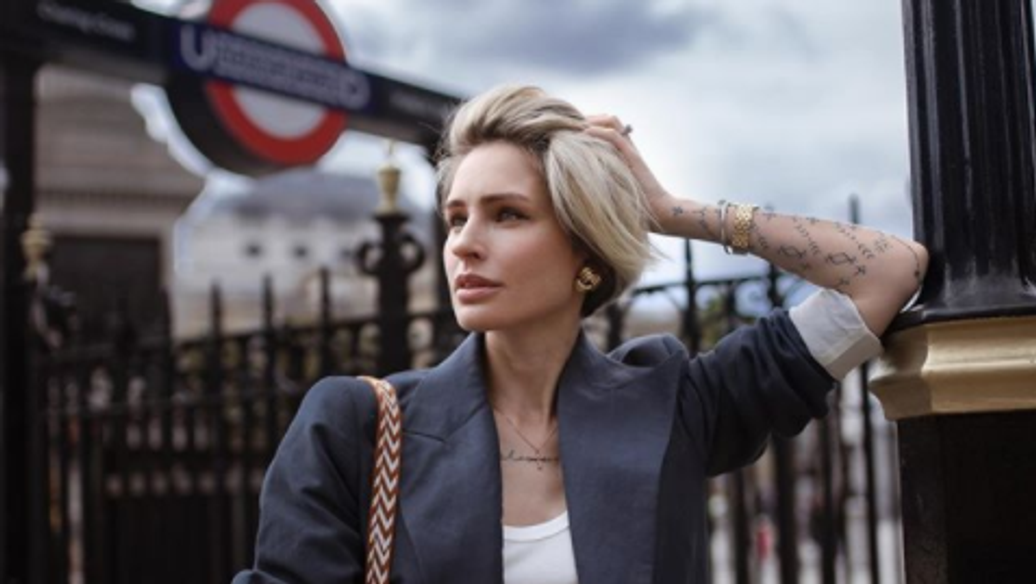 Жена Семака пожаловалась на кражу золотых часов