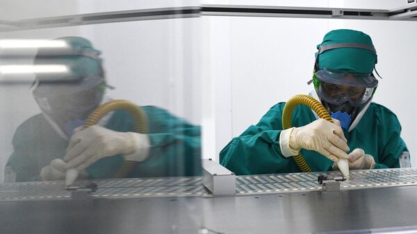 Производство лекарства от коронавируса Арепливир на заводе фармацевтической компании БИОХИМИК в Саранске