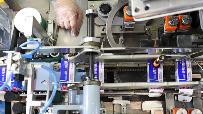 Производство лекарства от коронавируса Арепливир на заводе фармацевтической компании БИОХИМИК в Саранске