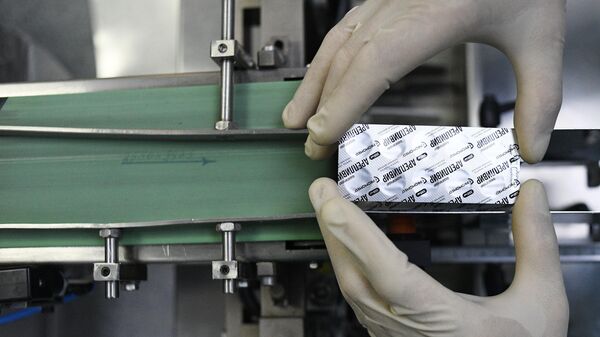 Производство лекарства от коронавируса Арепливир на заводе фармацевтической компании БИОХИМИК 