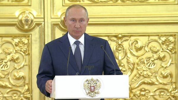 Путин: Граждане должны в полной мере ощущать действия принятых поправок