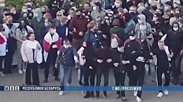 Кадры протестов в Минске после инаугурации президента