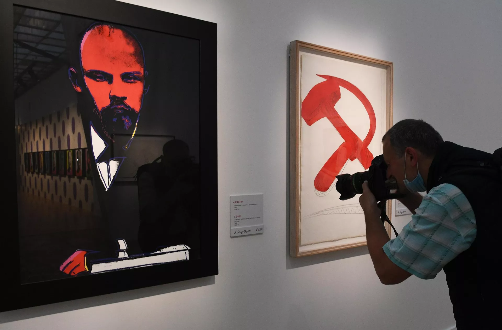 смешные фразы про женщин. существует правило трех н нет ничего невозможного. прежде чем назвать женщину зайкой подумай хватит. любимому человеку можно простить все. называя женщину зайкой.