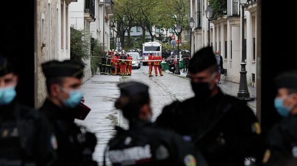 Ситуация на месте нападения у бывшего офиса французского сатирического журнала Charlie Hebdo в Париже