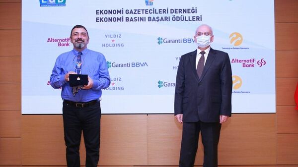 Радиопрограмма Sputnik Турция признана лучшей экономической программой года