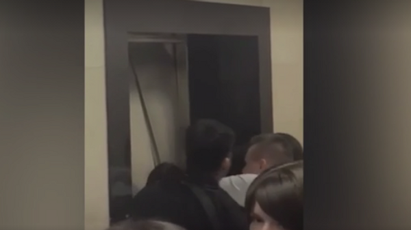 Кадры с места инцидента с лифтом в московском вузе