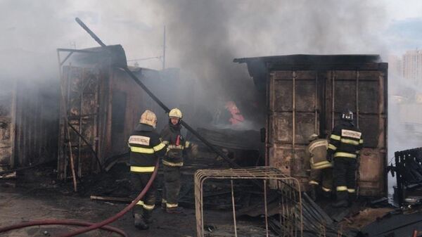 Последствия взрыва на территории автосервиса в Подмосковье
