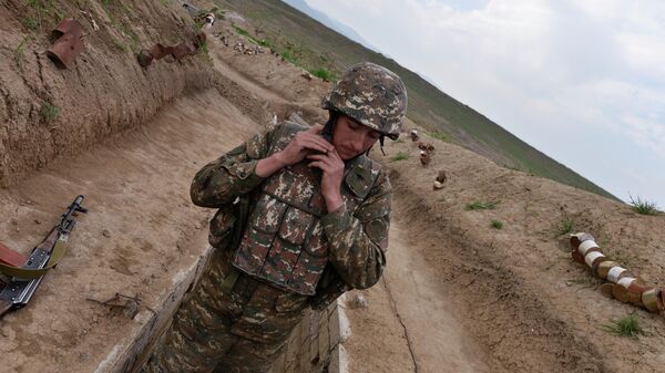 Военнослужащий в зоне карабахского конфликта