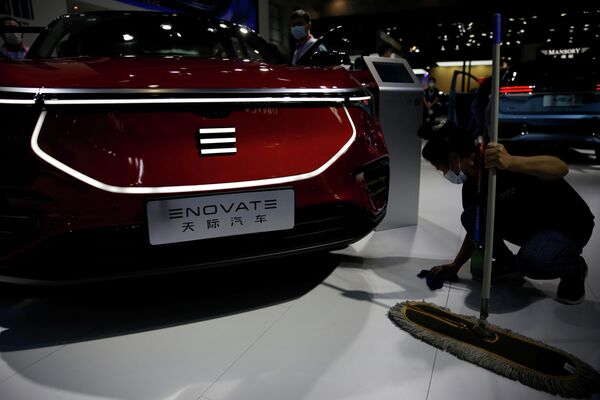 Автомобиль Novat на международном автошоу в Пекине