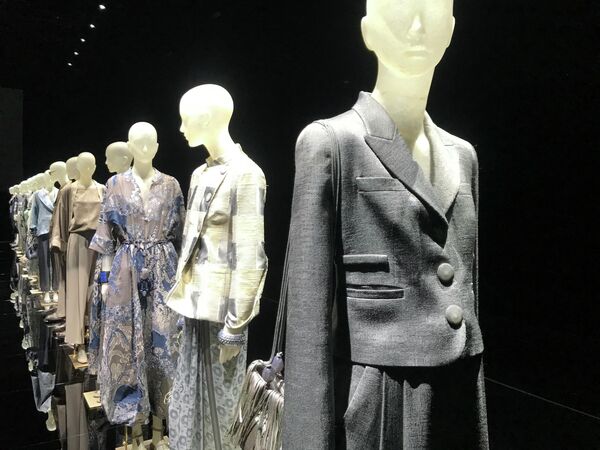 Коллекция Giorgio Armani на Неделе моды в Милане