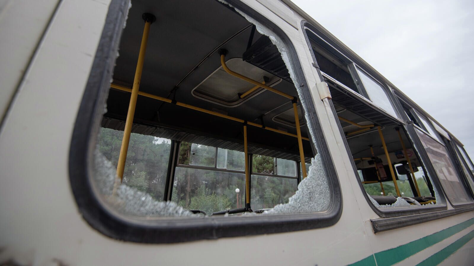 Автобус в городе Мартуни непризнанной Нагорно-Карабахской Республики - РИА Новости, 1920, 29.09.2020