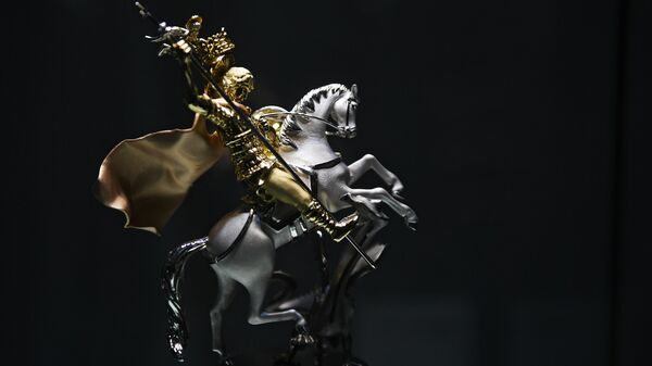 Главный приз Московского международного кинофестиваля – статуэтка, изображающая святого Георгия верхом на серебряном коне