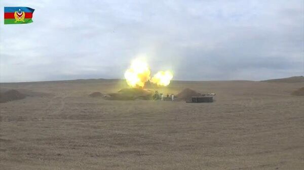 Кадры артиллерийского обстрела азербайджанскими военными 