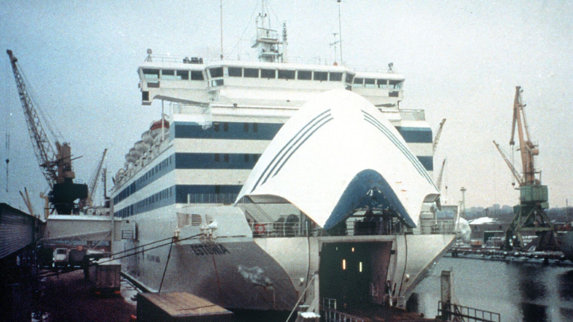 Корабль Эстония 1994