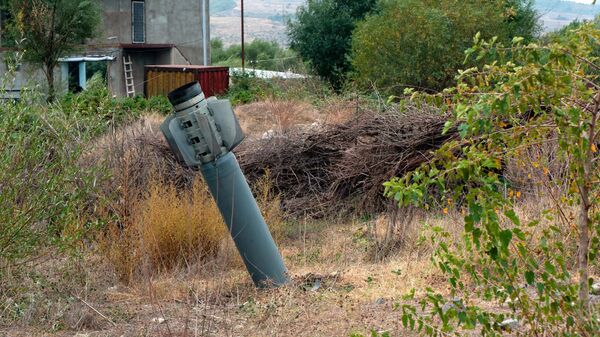 Реактивный снаряд системы Смерч на территории общины Иванян Нагорного Карабаха