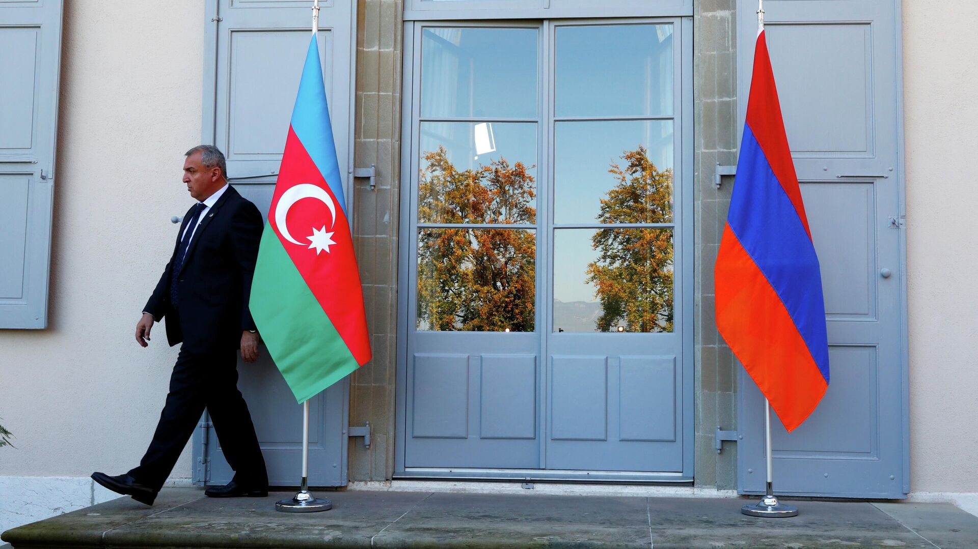 Флаги Азербайджана и Армении - РИА Новости, 1920, 02.10.2020