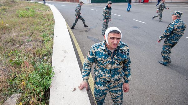 Раненый в результате обстрелов Степанакерта сотрудник госслужбы по ЧС Нагорного Карабаха