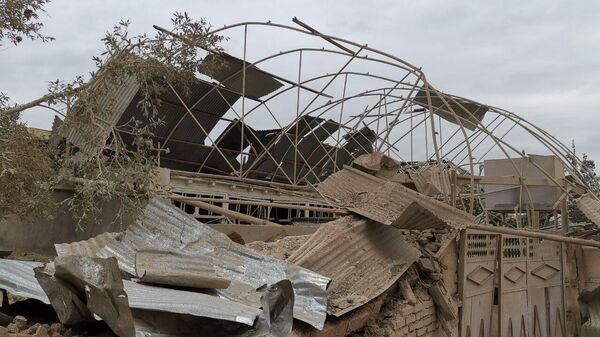 Здания, разрушенные в результате обстрела города Гянджа