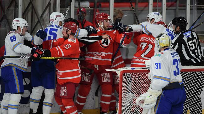 Барыс - Ак Барс в матче регулярного чемпионата КХЛ