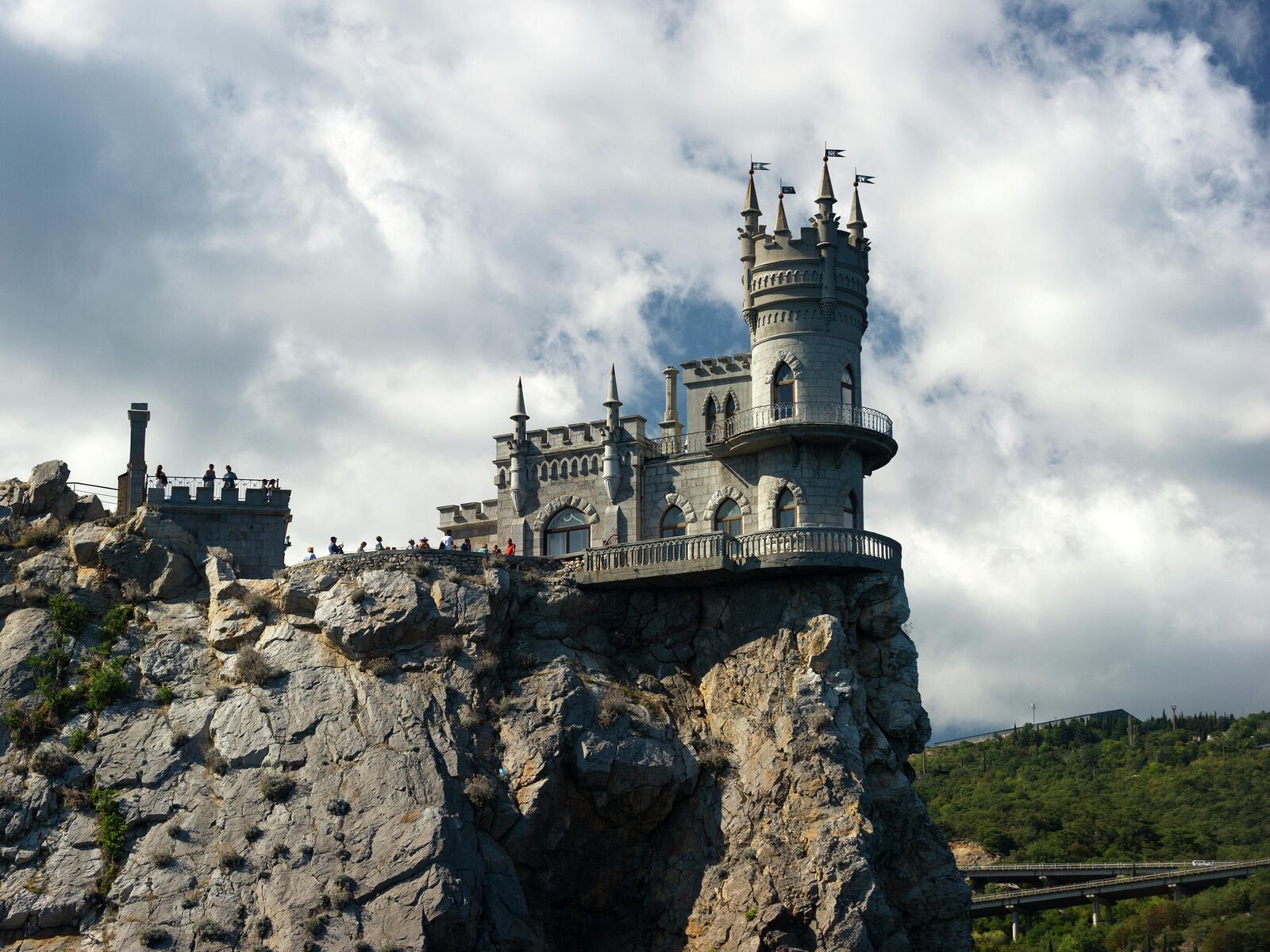 Дворец замок Ласточкино гнездо