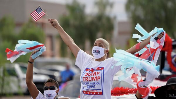 Сторонники кандидата в президенты США от Демократической партии Джо Байдена в Лас-Вегасе, Невада 