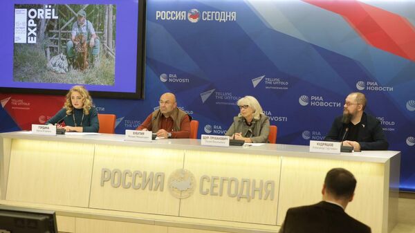 Организаторы выставки ORЁLEXPO на пресс-конференции в пресс-центре МИА Россия сегодня