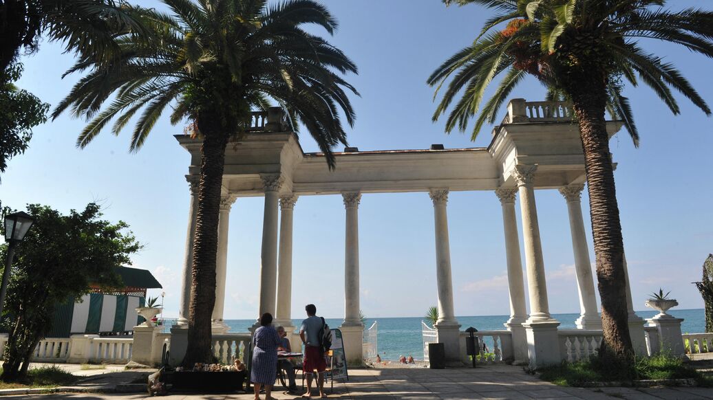 В Абхазии прокомментировали заявление Фонда кино о туристах из России