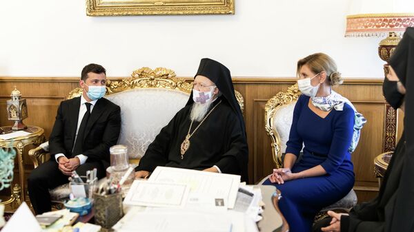 Президент Украины Владимир Зеленский и константинопольский патриарх Варфоломей во время встречи в Стамбуле