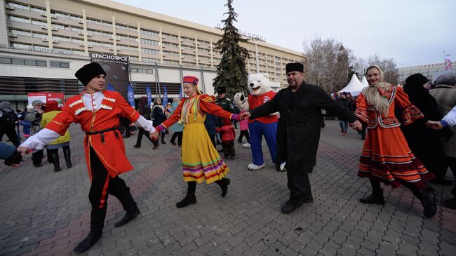 Народные гуляния в День народного единства