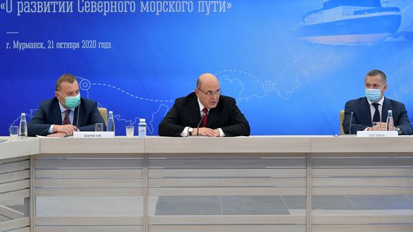 Председатель правительства РФ Михаил Мишустин во время совещания О развитии Северного морского пути в ходе рабочей поездки в Мурманск