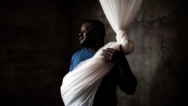Эбола: ДР Конго. Джон Весселс. ЮАР. Главные новости, серии. Специальный приз Международного Комитета Красного Креста
