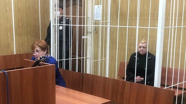 Обвиняемая Наталья Дрожжина по делу о мошенничестве с недвижимостью семьи актера Алексея Баталова в Хамовническом суде