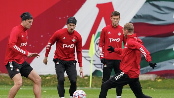 Тренировка ФК Локомотив перед матчем Лиги чемпионов с ФК Бавария