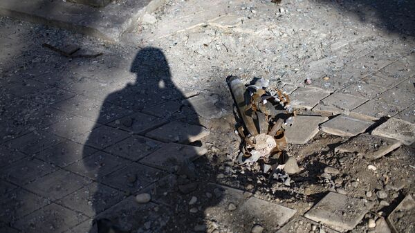 Фрагмент снаряда, разорвавшегося во время обстрела города Мартуни в Нагорном Карабахе