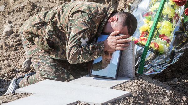 Похороны военнослужащего в Степанакерте
