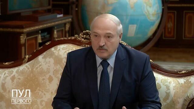 Ну не трогай ты этого пророка – Лукашенко предложил помощь Макрону в отношениях с мусульманами - РИА Новости, 1920, 02.11.2020