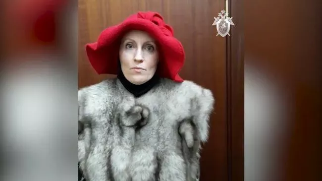 Задержана женщина в Мособласти по подозрению в убийстве отца по найму: кадры СК РФ