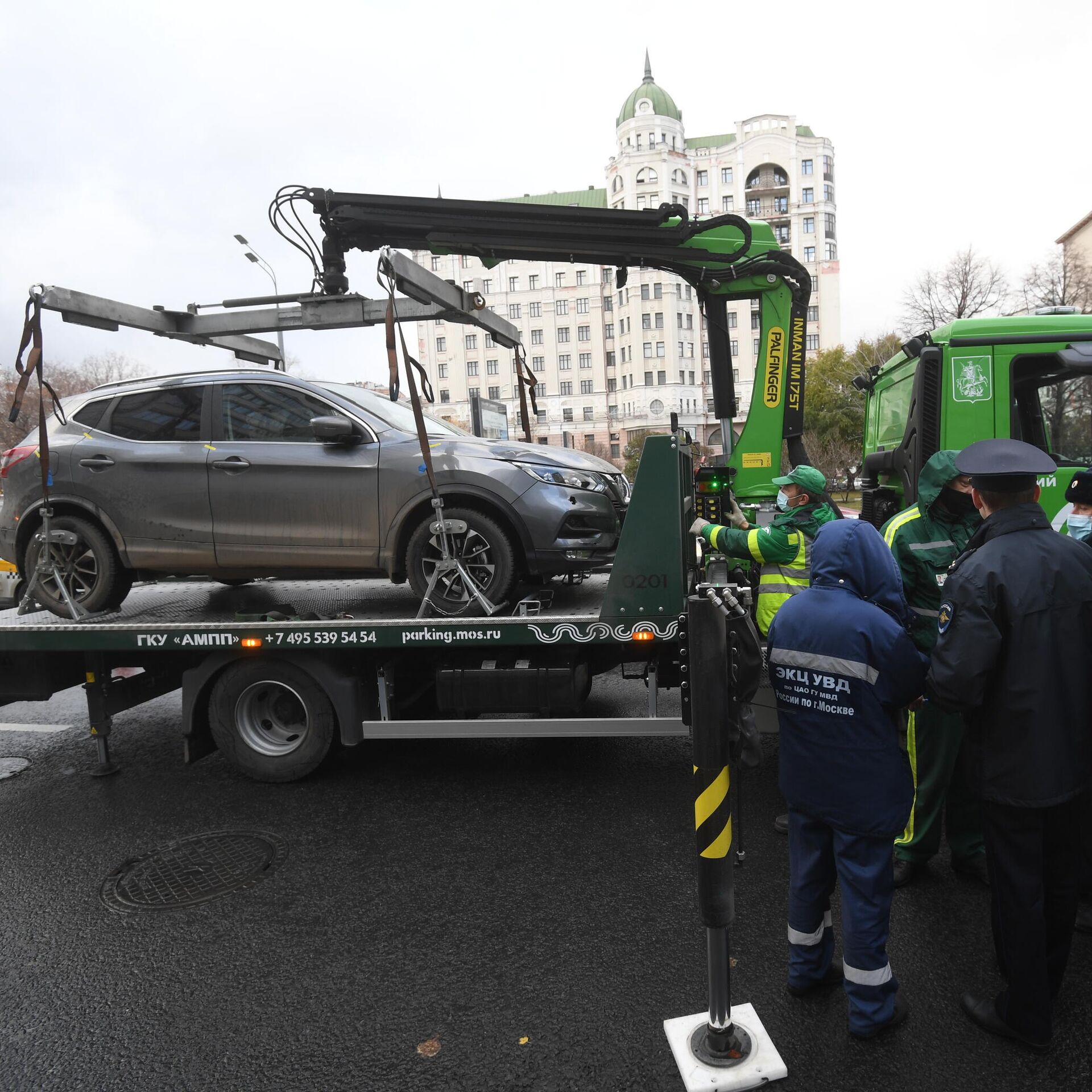 Утилизация автомобилей в 2024 году: программа, условия, снятие с учета в  ГИБДД