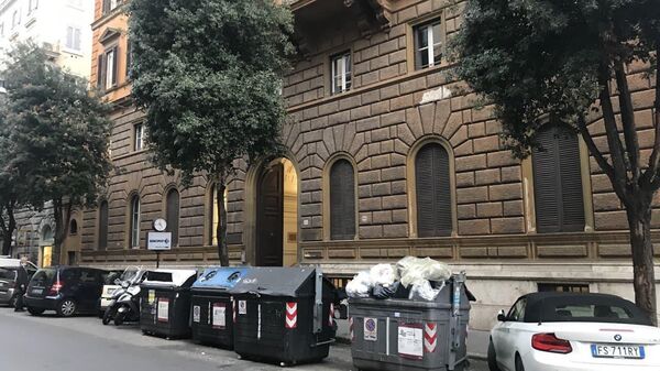 Мусорные баки на улицах Рима